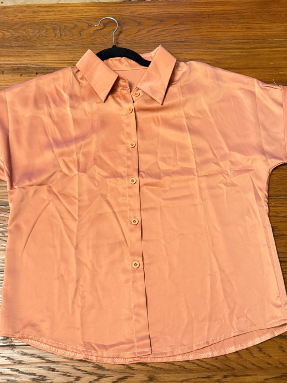 Women's Peach Button-Front Shorts